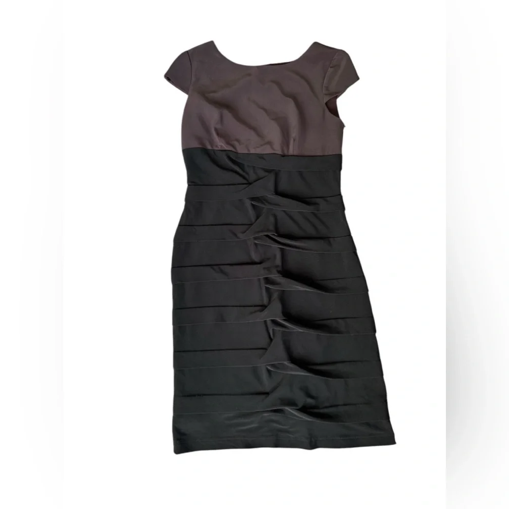 Adrianna Papell fitted midi length career wear dress size 8 - Picture 5 of 9